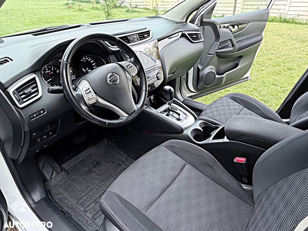 Nissan Qashqai 1.2 DIG-T Start/Stop X-TRONIC Tekna - 10