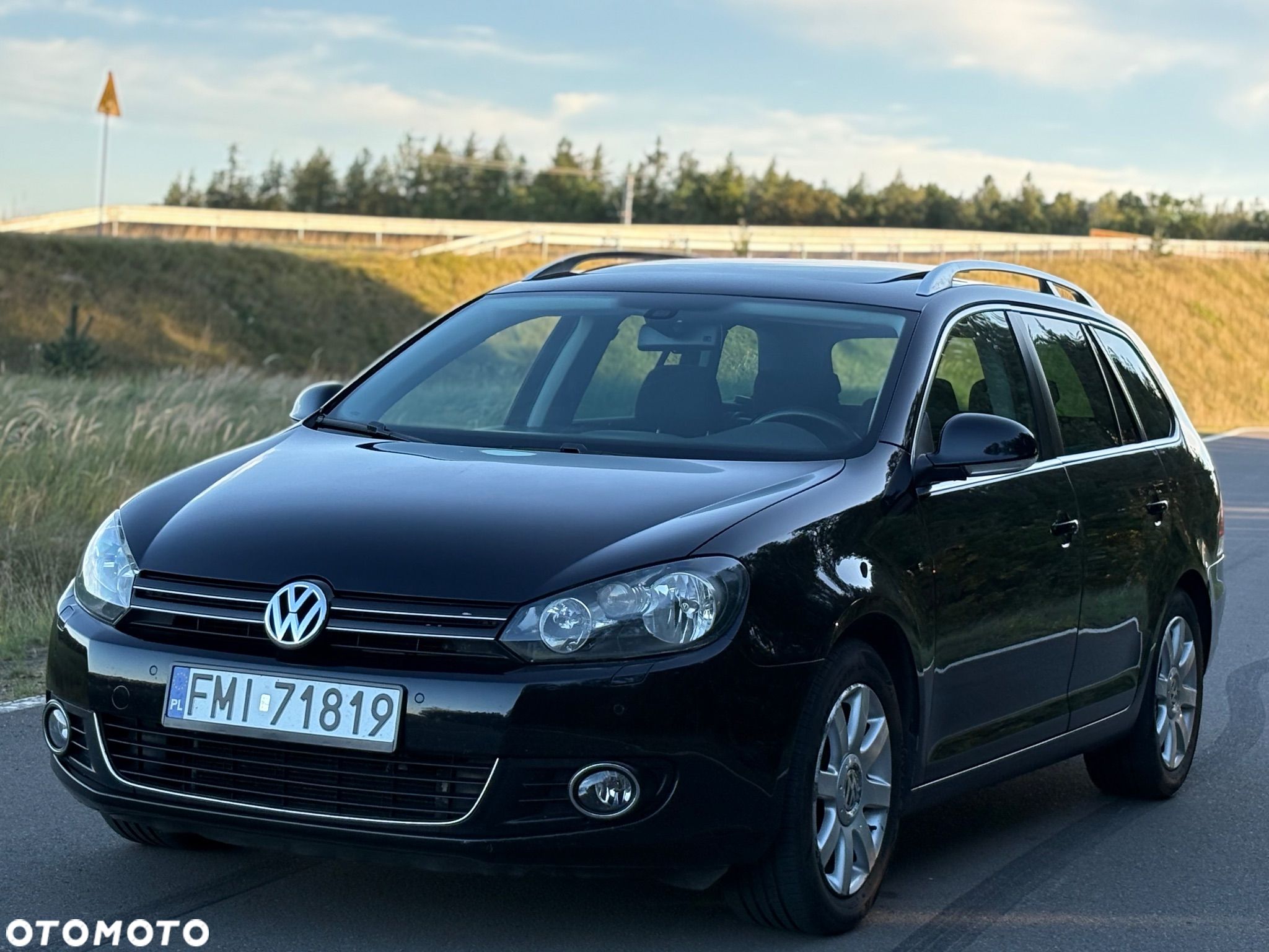 Volkswagen Golf VI 2.0 TDI Highline - 1