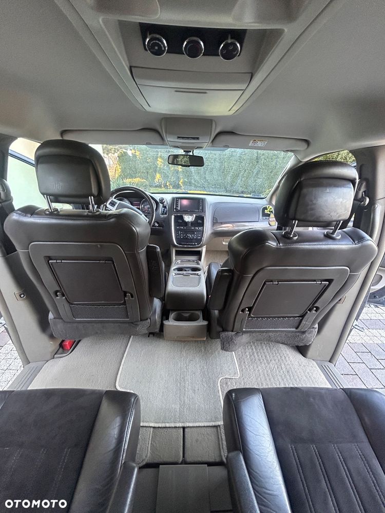 Lancia Voyager 2.8CRD Platinum - 30