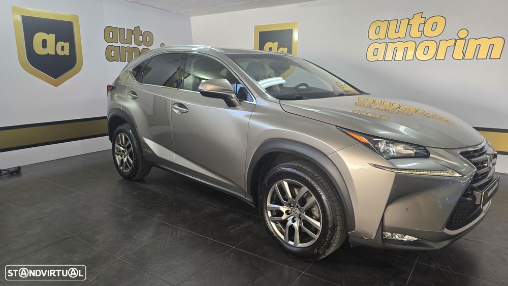 Lexus NX 300h Executive+ - 3