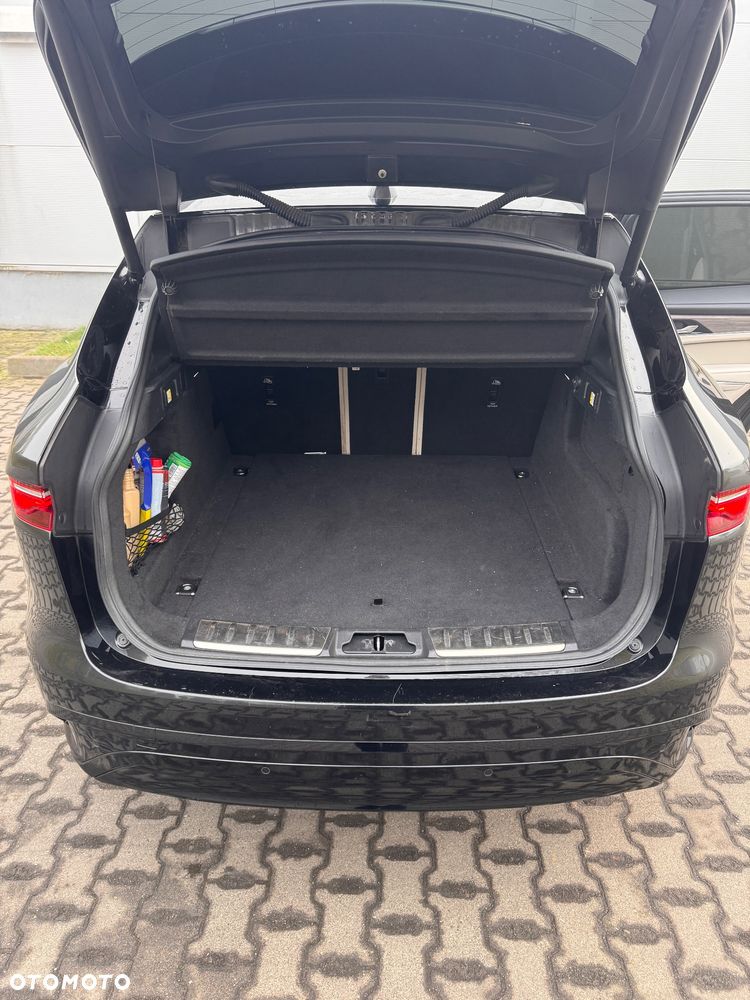 Jaguar F-Pace 2.0 D165 mHEV AWD - 13