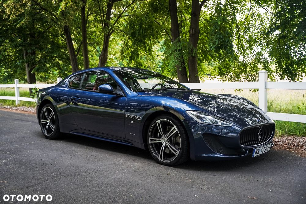 Maserati GranTurismo S - 32
