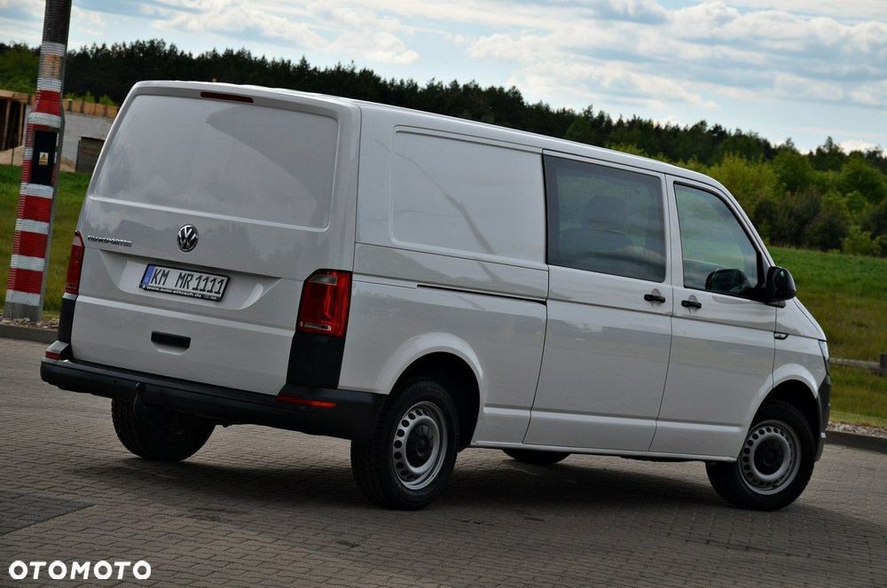 Volkswagen Transporter - 11