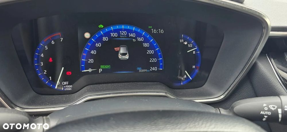 Toyota Corolla 1.8 Hybrid Comfort - 12