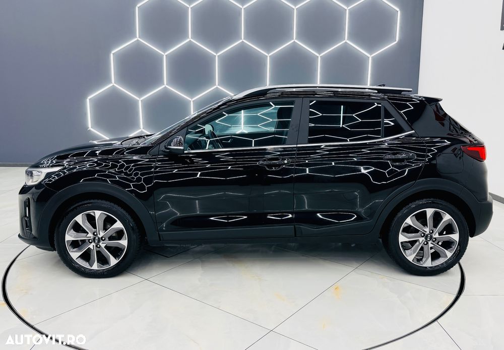 Kia Stonic 1.6 DSL Urban - 33