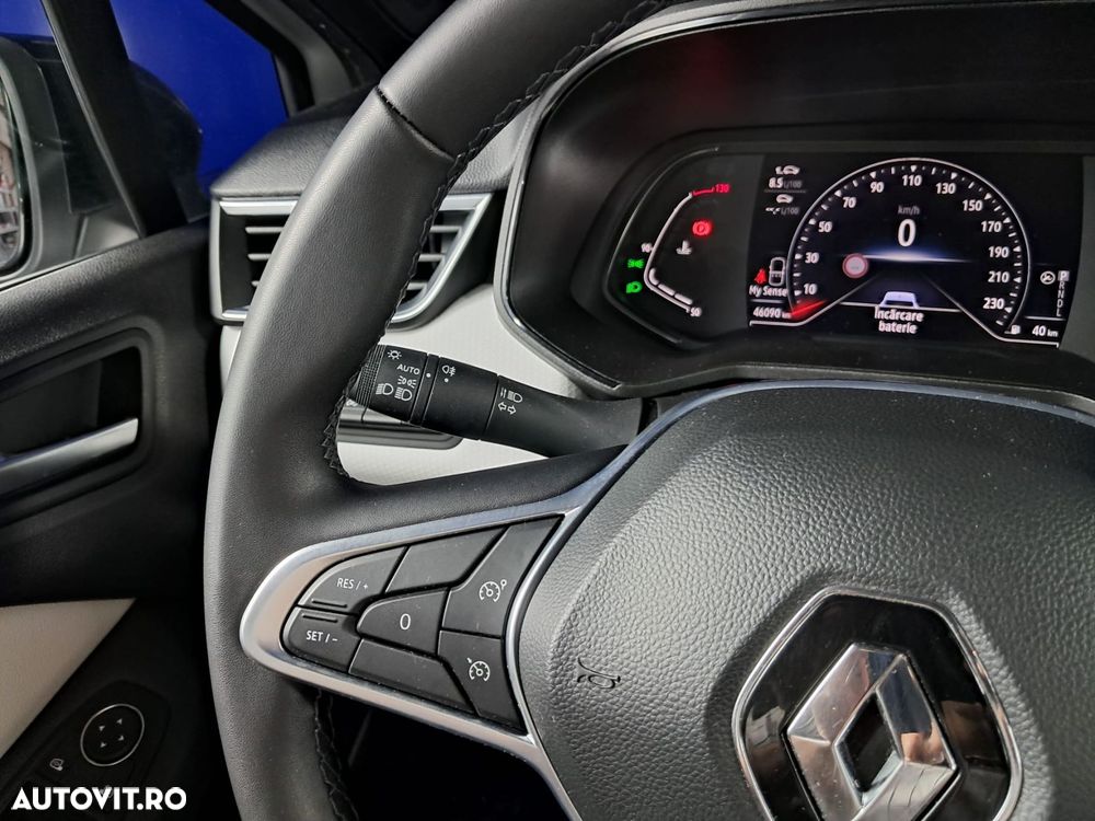 Renault Clio V TCe 90 CVT Techno - 13