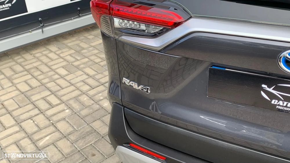 Toyota RAV4 2.5 HDF Exclusive - 20