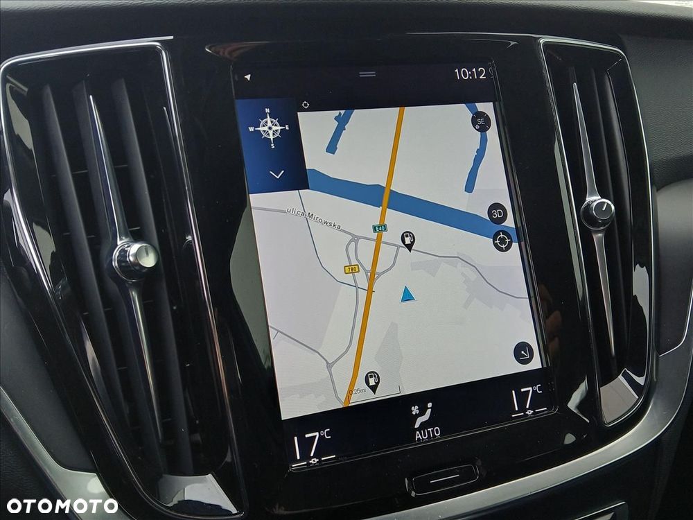 Volvo V60 D3 Momentum Pro - 13