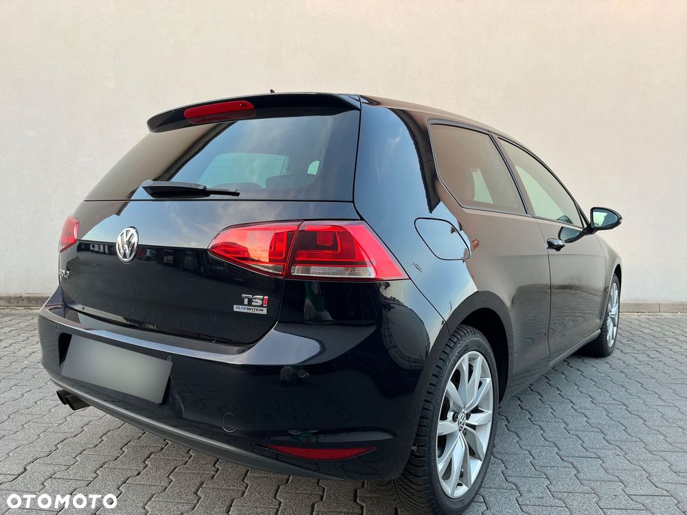 Volkswagen Golf - 17