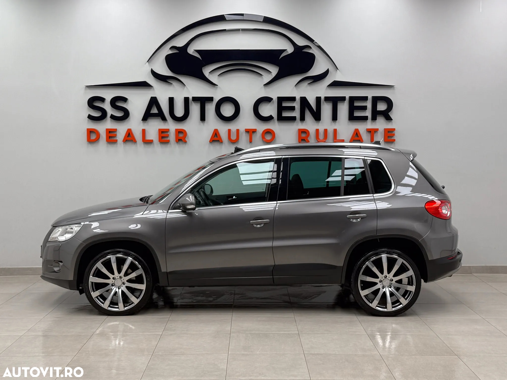 Volkswagen Tiguan 2.0 TDI 4Motion Sport & Style - 10