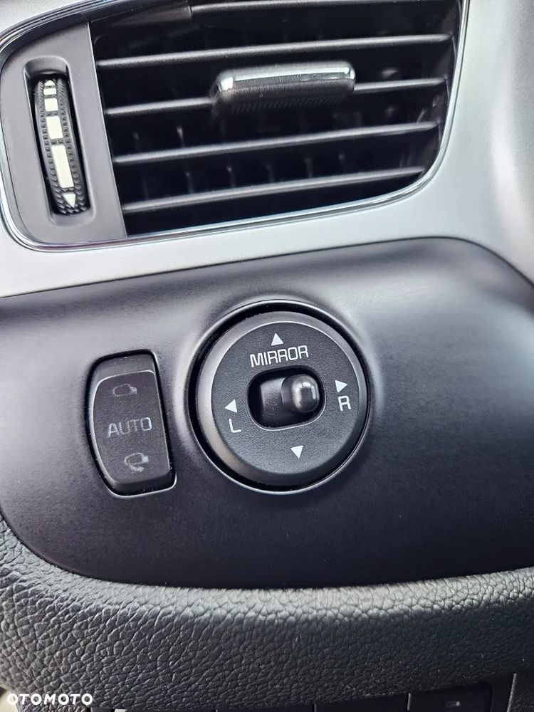 Kia Ceed 1.6 GDI L - 19