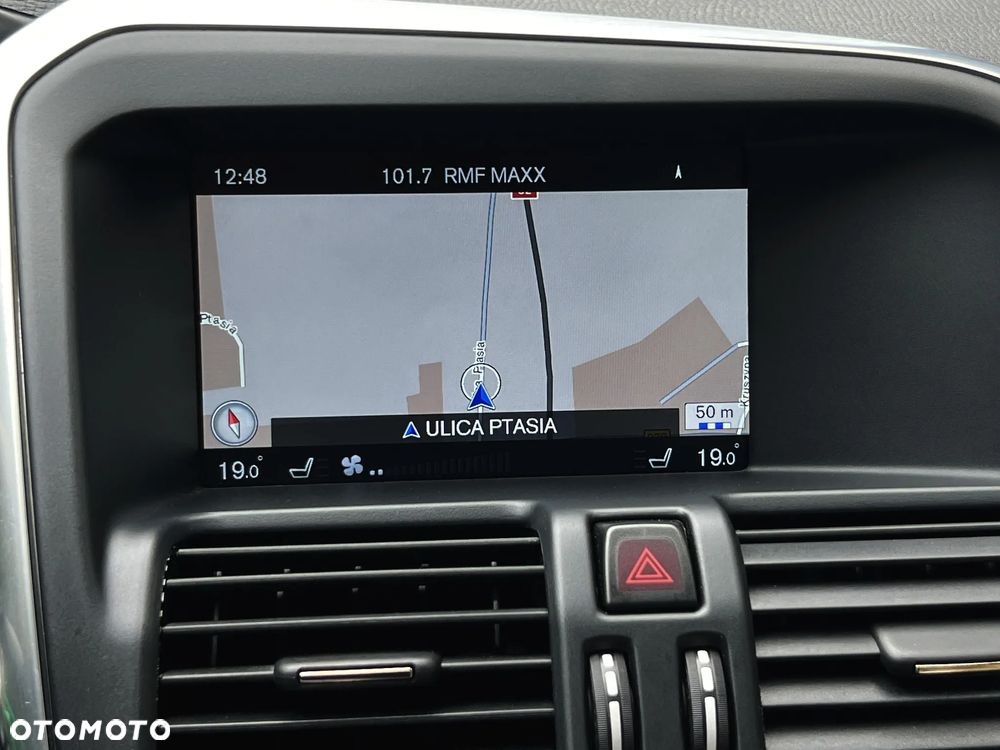 Volvo XC 60 D3 Geartronic Momentum - 29