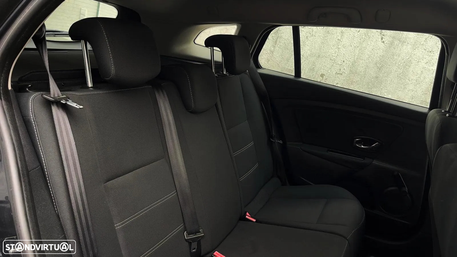 Renault Mégane Sport Tourer 1.5 dCi Dynamique SS - 28