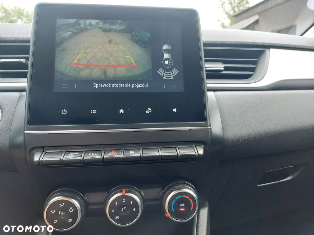 Renault Captur - 23