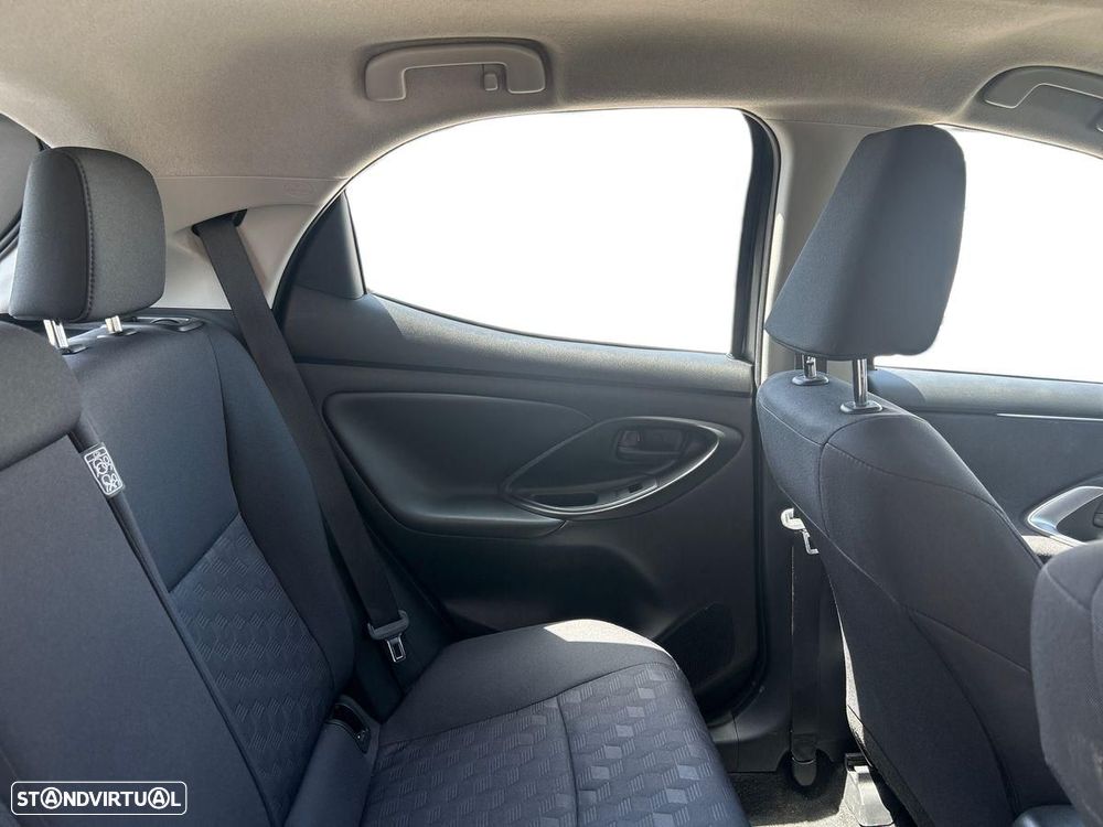 Toyota Yaris - 14