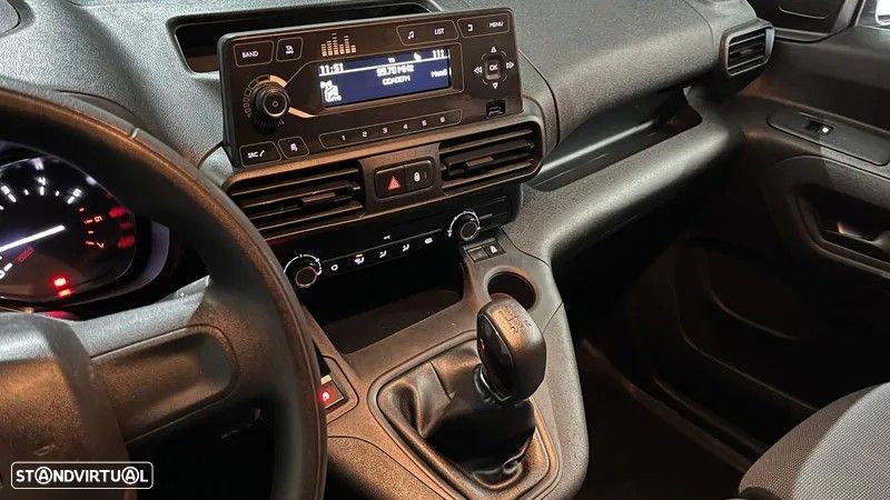 Citroën Berlingo 3 lugares - 8
