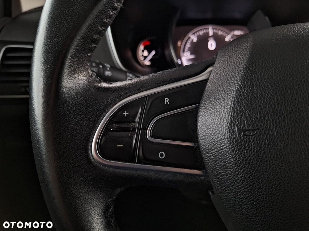 Renault Megane 1.5 Blue dCi Business - 36