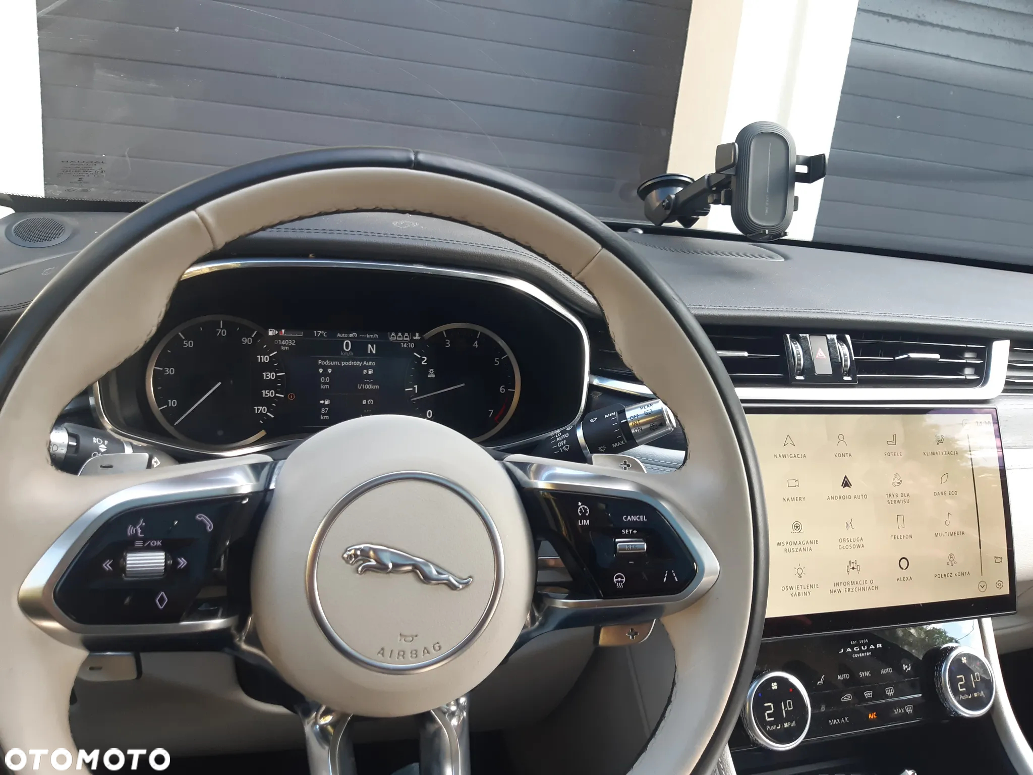 Jaguar F-Pace P250 AWD R-Dynamic Black - 10