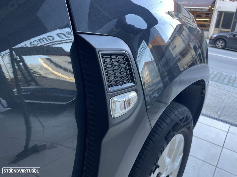 Dacia Duster 1.3 TCe Comfort - 41