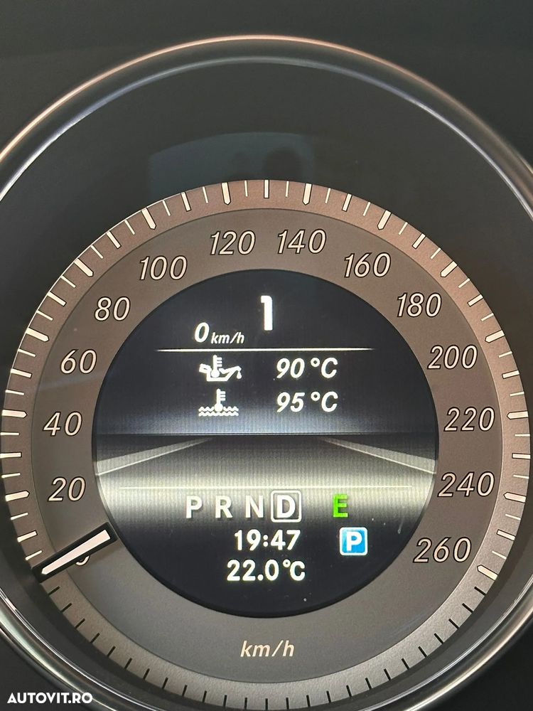 Mercedes-Benz C - 6