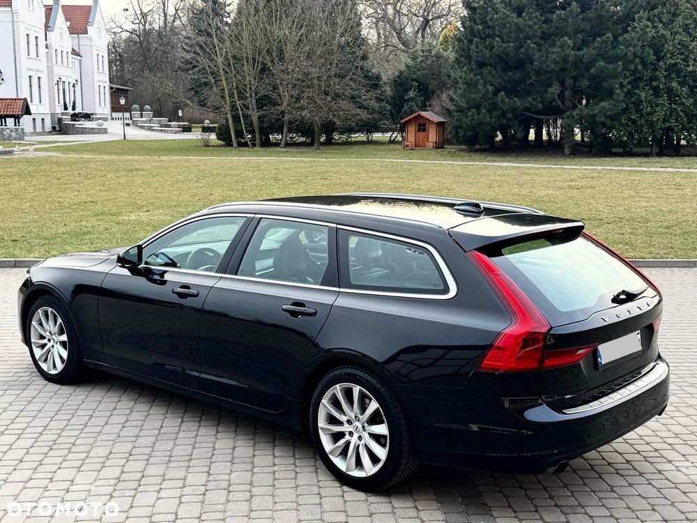 Volvo V90 T5 Momentum - 2