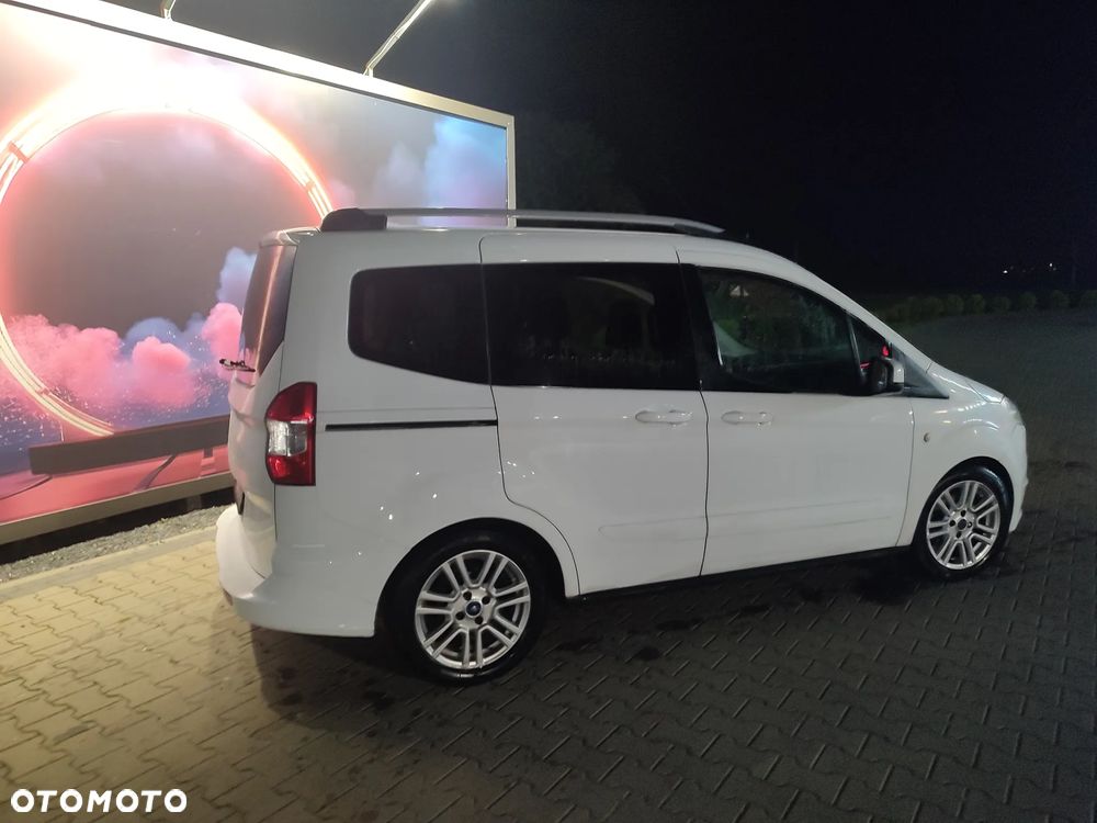 Ford Tourneo Courier 1.5 TDCi Trend - 5
