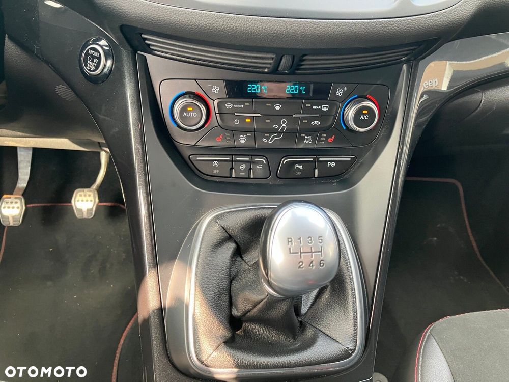 Ford Kuga 1.5 EcoBoost FWD ST-Line - 16
