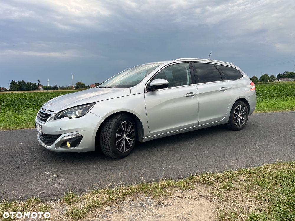 Peugeot 308 2.0 Blue HDi Allure S&S - 6