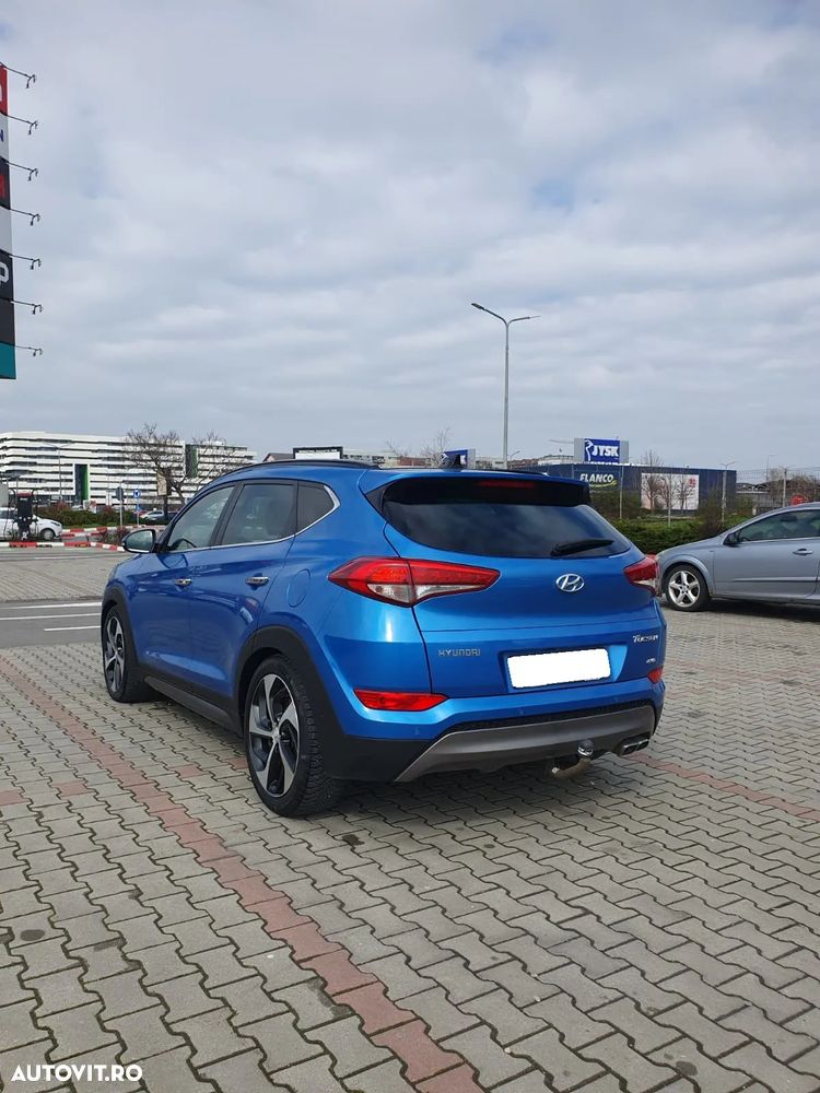 Hyundai Tucson 2.0 CRDI 4WD Automatik Style - 19