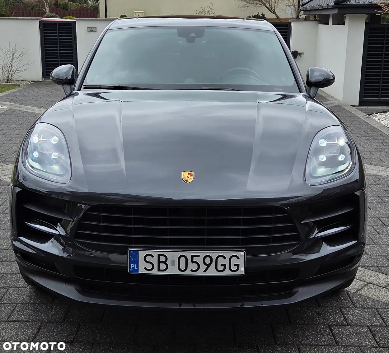 Porsche Macan Standard - 3