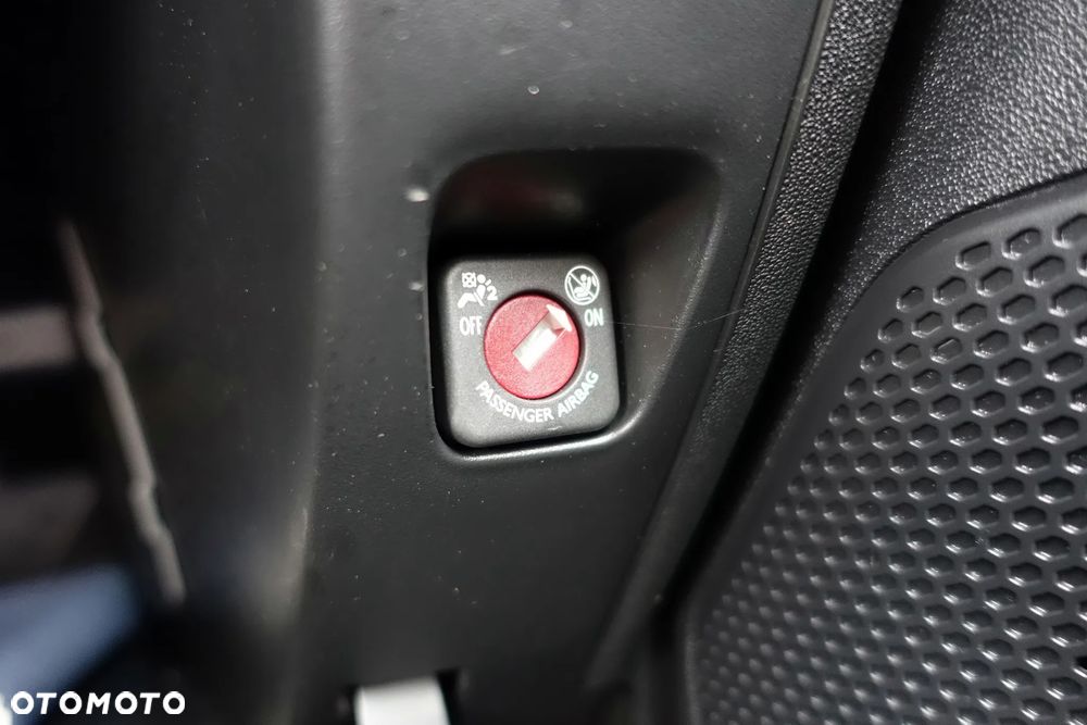 Peugeot 2008 1.2 Pure Tech Active - 25