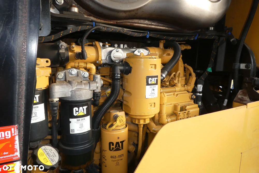 Caterpillar 938 M Z NIEMIEC ŁYZKA WIDŁY - 22