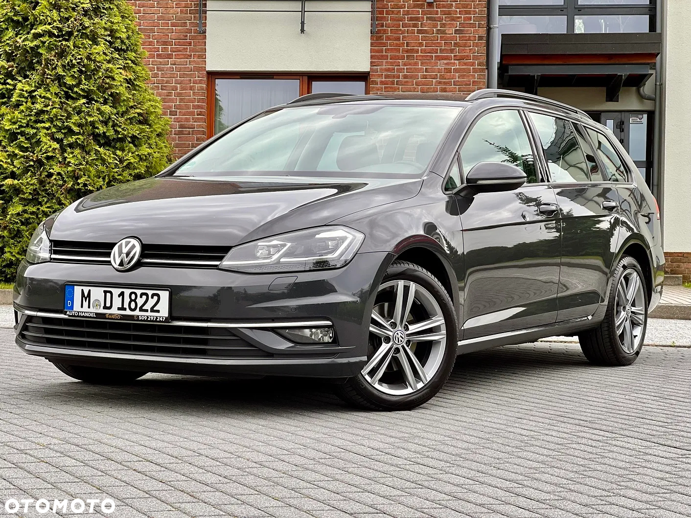Volkswagen Golf VII 1.6 TDI BMT Comfortline DSG - 9