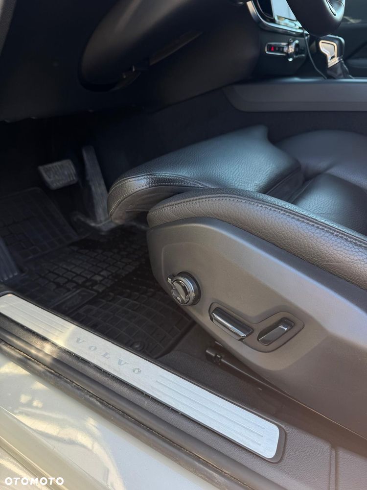 Volvo V60 D4 Geartronic Inscription - 18
