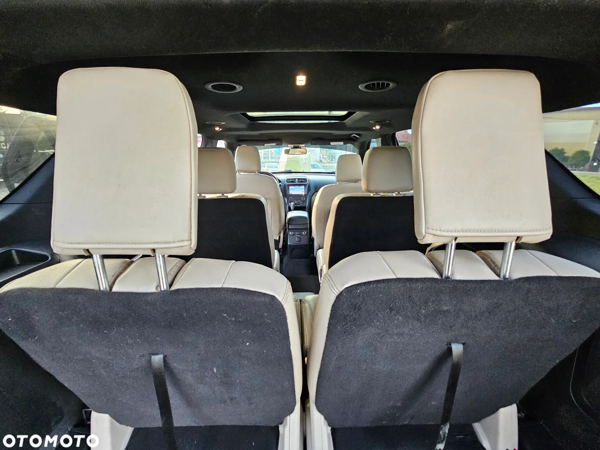 Ford Explorer - 11