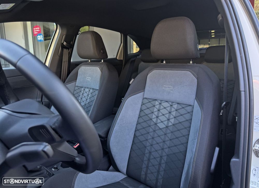 VW Taigo 1.0 TSI R-Line DSG - 18