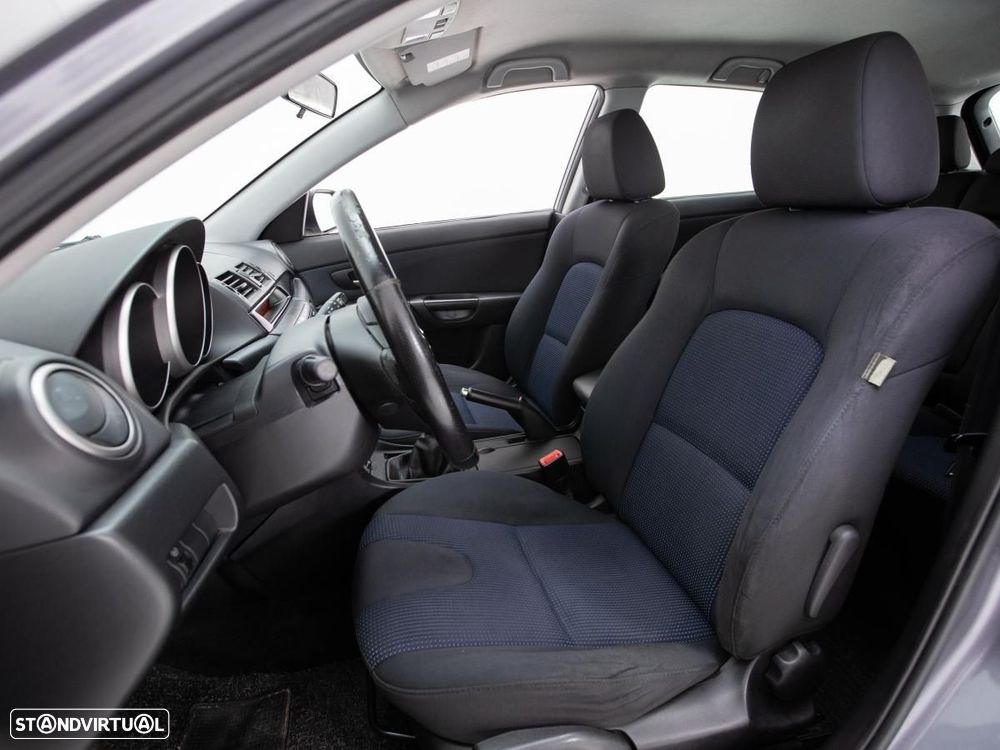 Mazda 3 Hatchback - 7