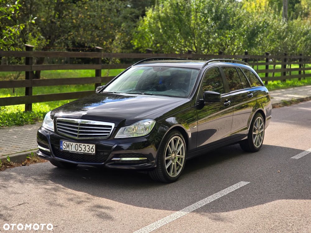 Mercedes-Benz Klasa C 180 CGI BlueEff Avantgarde - 9