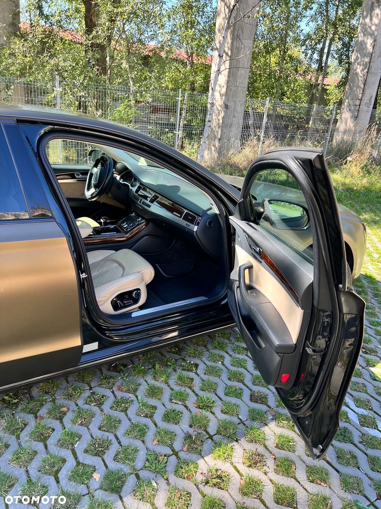 Audi A8 - 9