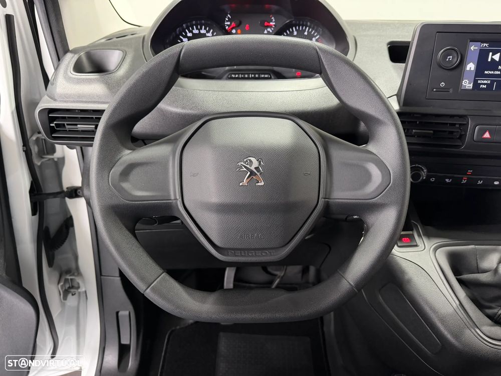 Peugeot PARTNER 1.5 BLUEHDI 102 CV - 3 LUGARES - IVA DEDUTIVEL - 27