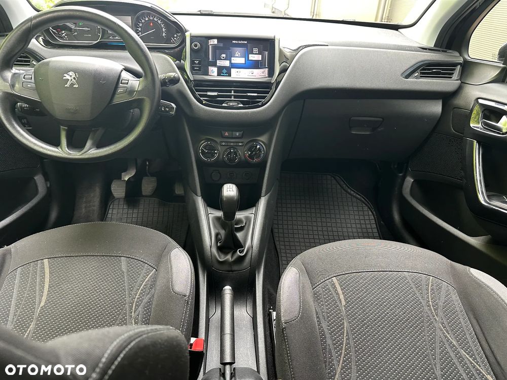 Peugeot 208 PureTech 82 Active - 4