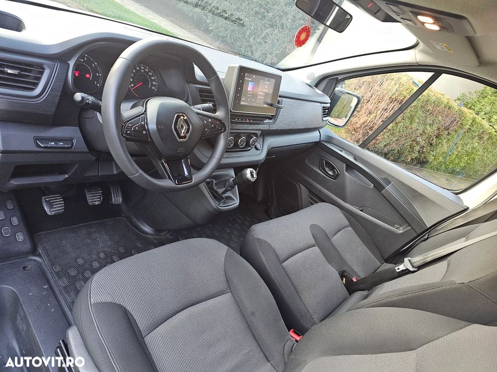 Renault Trafic Combi 2.0 Blue dCi 110 S&S L1 8+1 Zen - 19