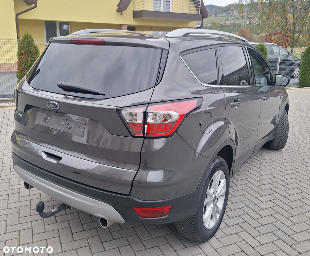 Ford Kuga - 2
