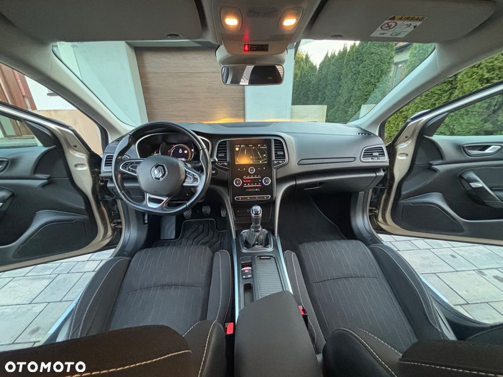 Renault Megane TCe 140 GPF LIMITED - 13