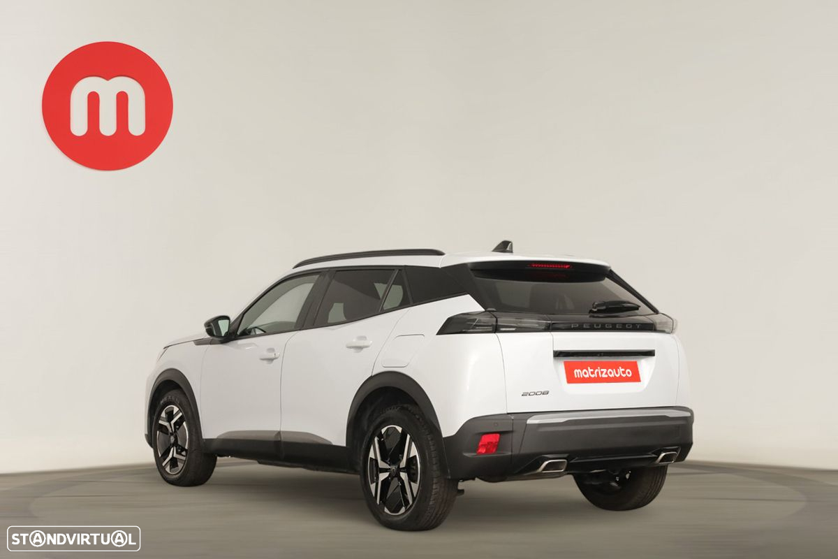 Peugeot 2008 1.2 PureTech Allure EAT8 - 3