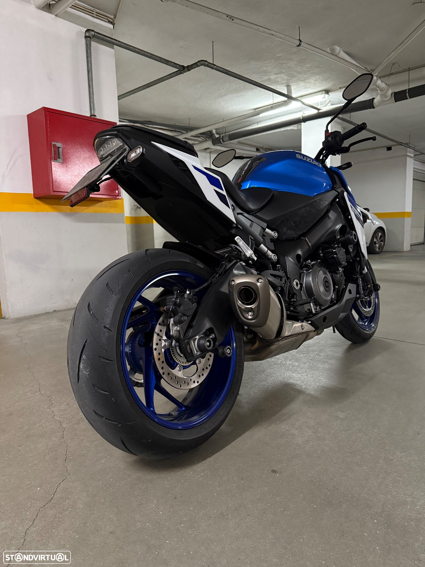 Suzuki GSX - 2