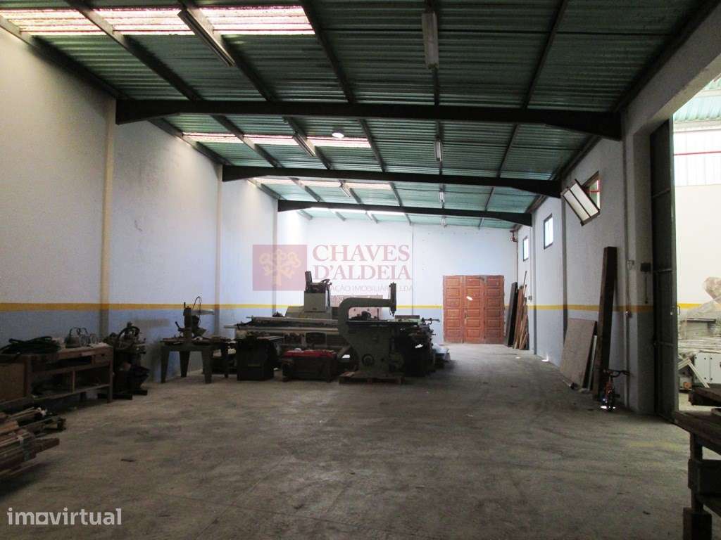 SÃO PEDRO DA CADEIRA-SOLTARIA - ARMAZÉM COM 180 M2 - Grande imagem: 4/6