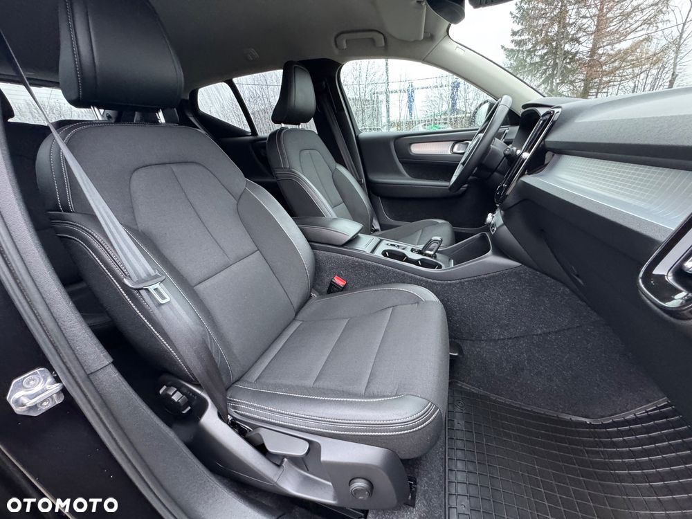 Volvo XC 40 D3 SCR Momentum - 35