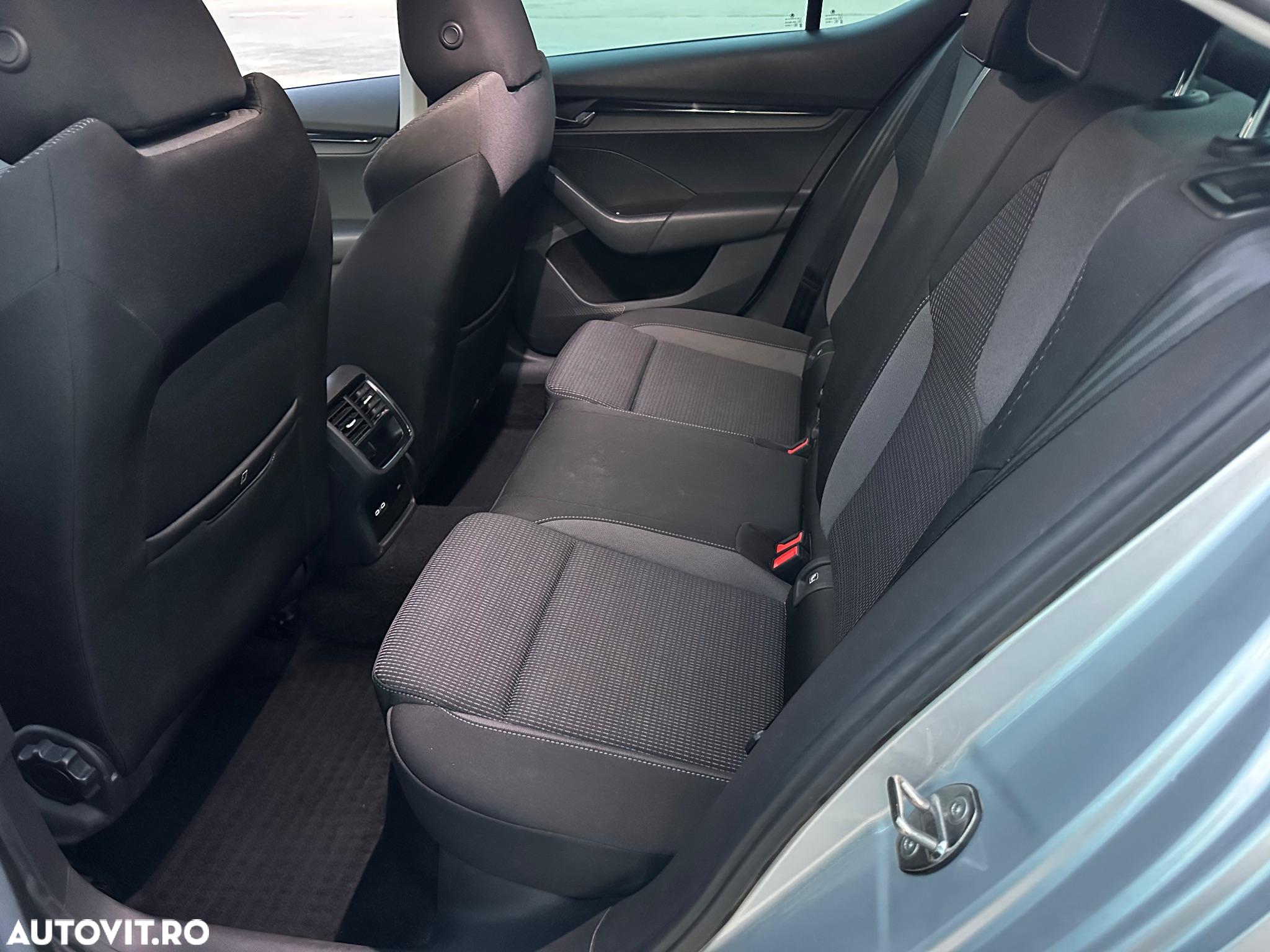 Skoda Octavia 1.5 TSI Ambition - 6