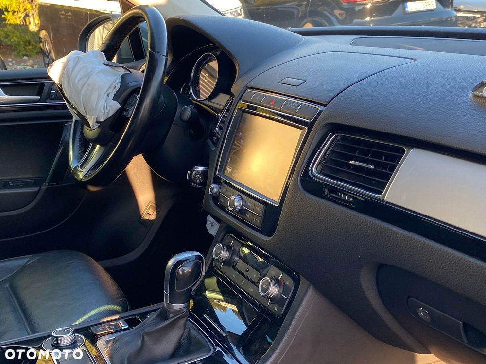 Volkswagen Touareg 3.0 V6 TDI BMT - 13